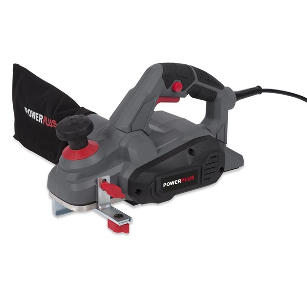 Powerplus 900w-os kézi gyalu, 82mm